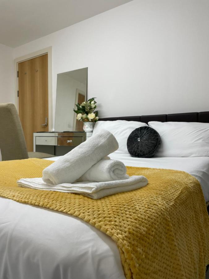 Wharf Inn Premier Apartment Central Manchester - Free Private Parking Екстер'єр фото