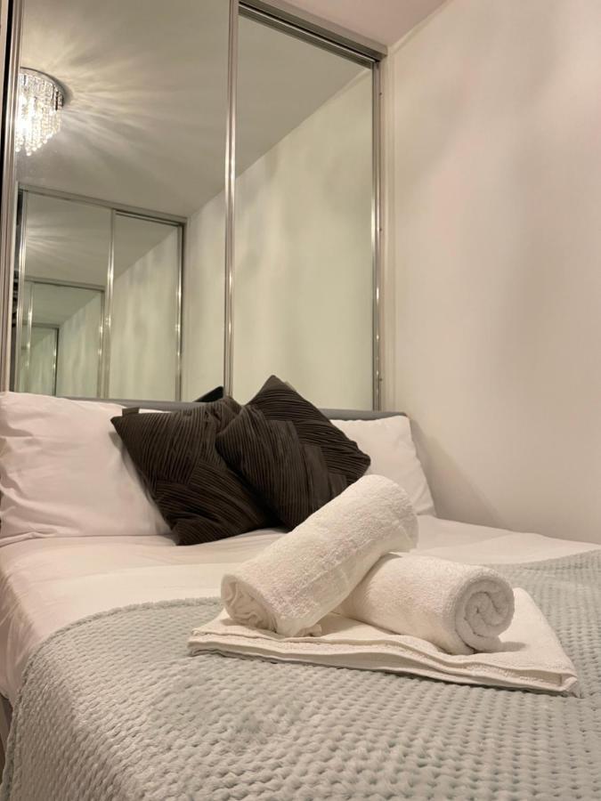 Wharf Inn Premier Apartment Central Manchester - Free Private Parking Екстер'єр фото