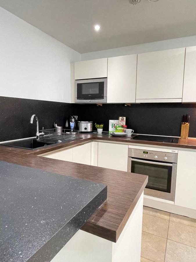 Wharf Inn Premier Apartment Central Manchester - Free Private Parking Екстер'єр фото